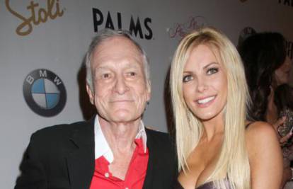 Hugh Hefner zaprosio 'zečicu' Crystal Harris, ženi se treći put