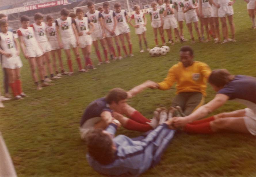 Pele je u Maksimiru trenirao i Dinamove legende dok su bili klinci: Popadali smo na gu*icu