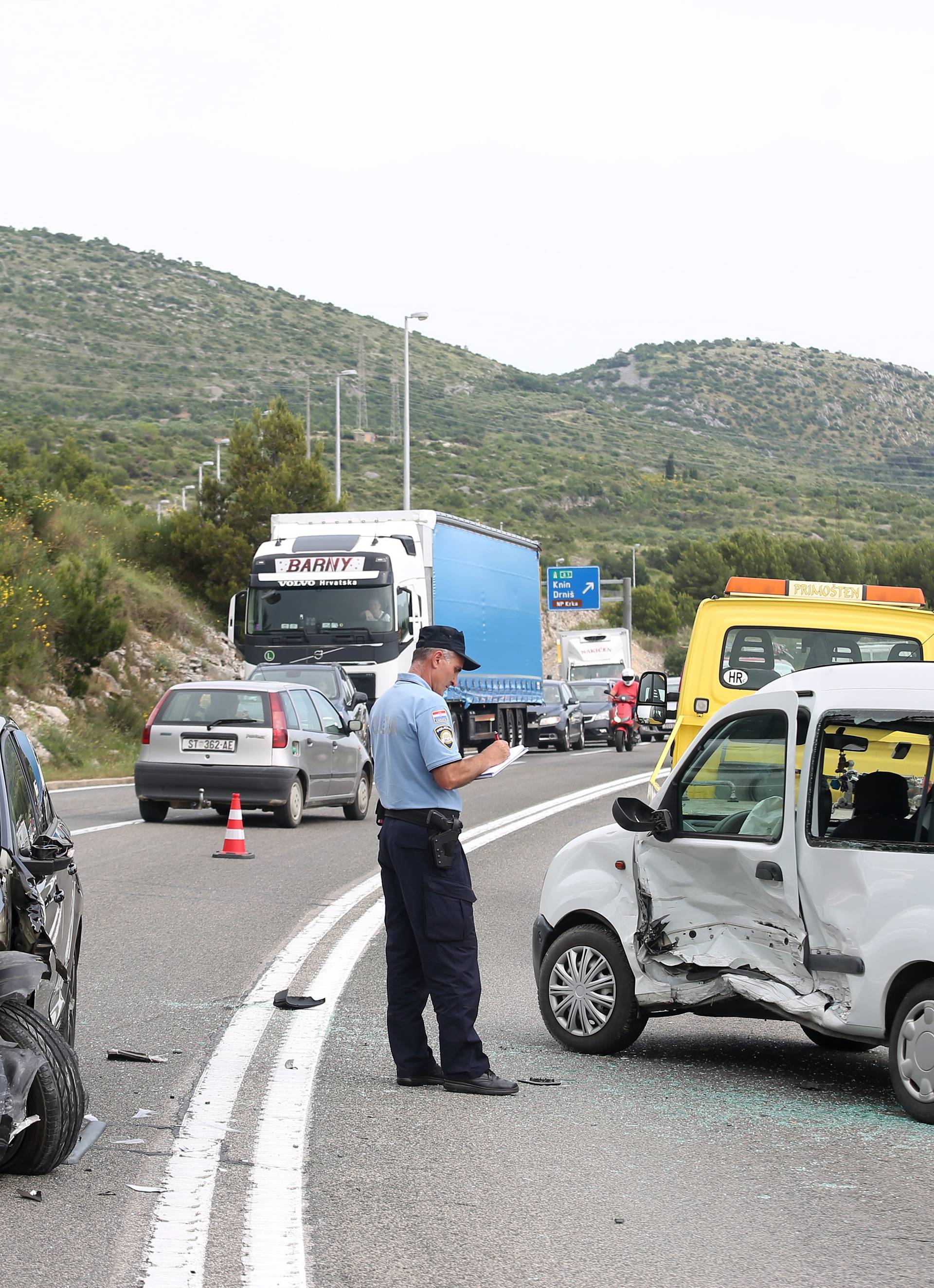 Sudar na šibenskoj obilaznici: Četvero ljudi lakše ozlijeđeno