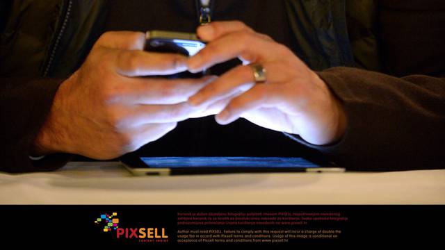 PIXSELL