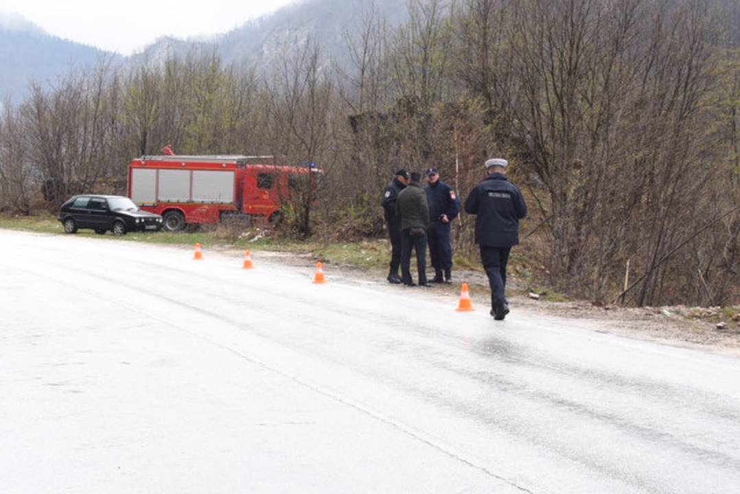 Potresne fotografije nesreće: 'Molila sam Boga da nije ona...'