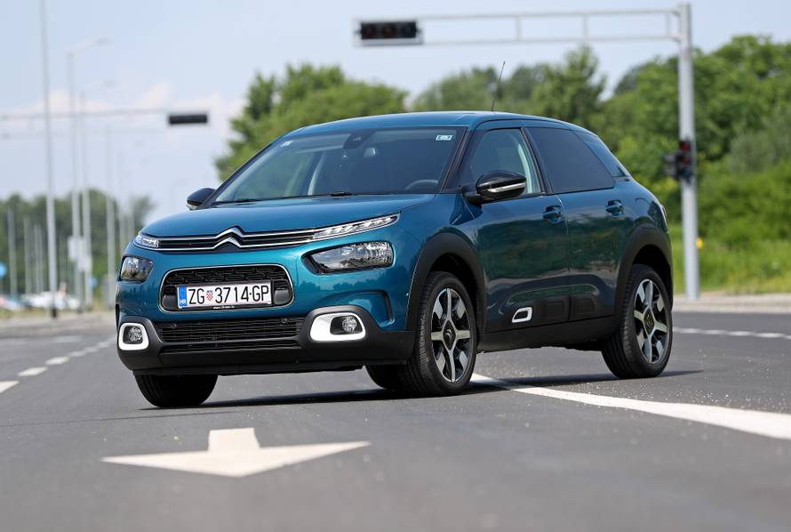 GNK Dinamo - NK Lokomotiva