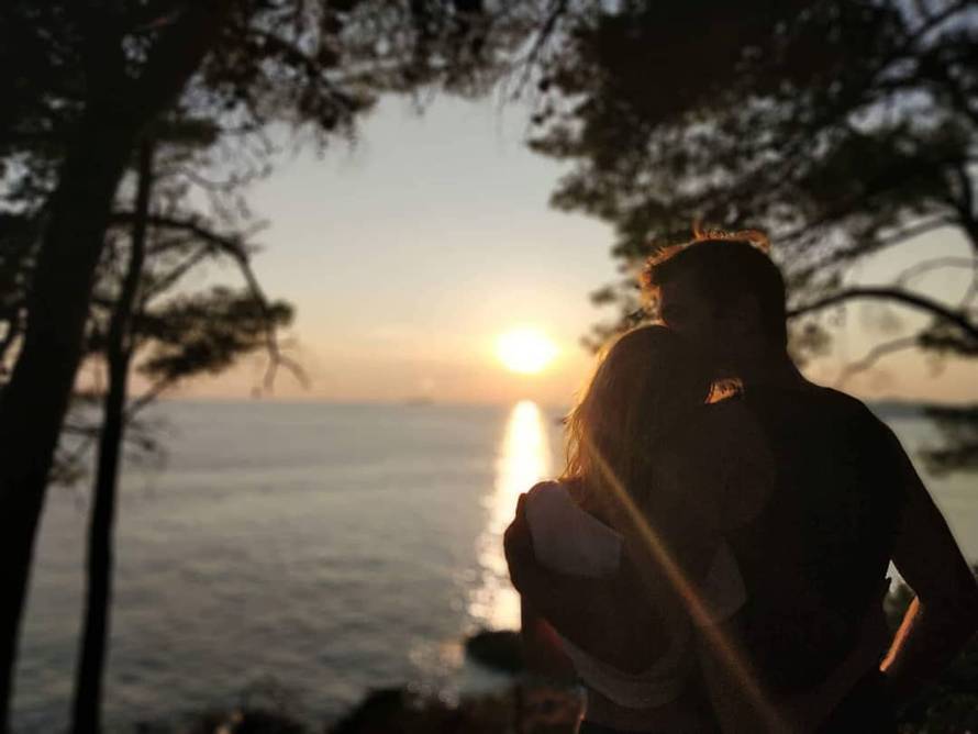 Lujo Kunčević ljubi atraktivnu maserku: Zaljubili se na plaži