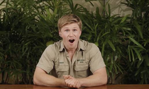 Melem za o&ccaron;i! Sin legendarnog lovca na krokodile pokazao je pitona: Djevojke, slobodan sam