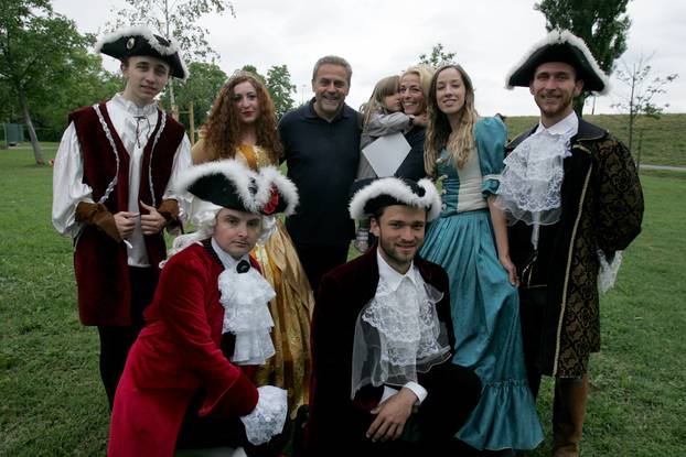 Zagreb: Sajam Lijepa naša Sava na jezeru Bundek