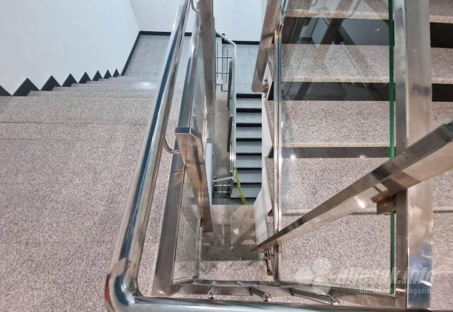 Curica (4) u Mostaru propala kroz staklo u šoping centru. Bolnica: Lakše je ozlijeđena