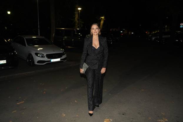 Beograd: Aleksandra Prijović prvi put u javnosti nakon rođenja kćeri 