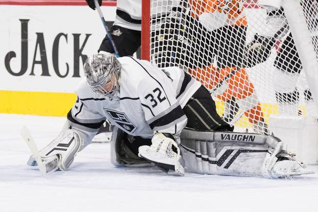 NHL: Los Angeles Kings at Philadelphia Flyers