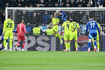 FOTO Bratislava je plava! Dinamo u Slovačkoj slavi još jednu veliku europsku večer