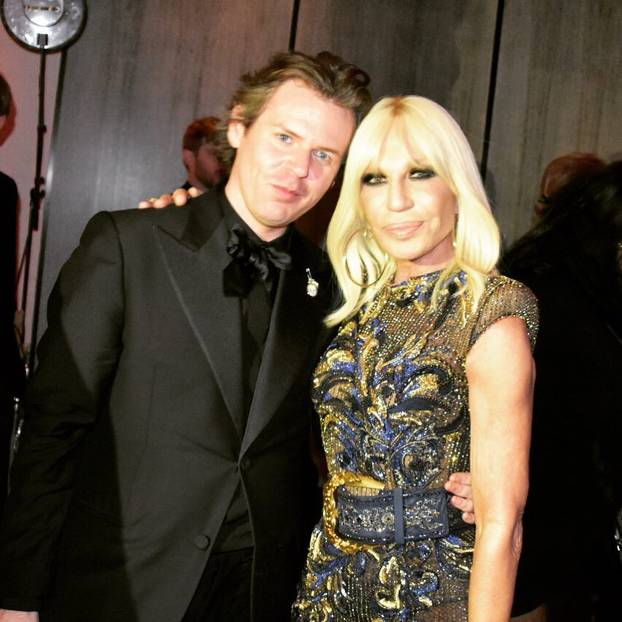 FOTO Donatella Versace opet je u centru pažnje zbog izgleda: Pogledajte kako se mijenjala...