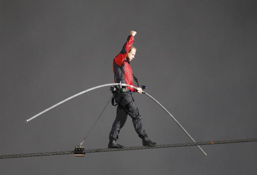 REUTERS/PXL