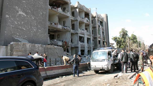 Damask: U eksploziji auto bombe 27 mrtvih i  stotinjak ranjenih