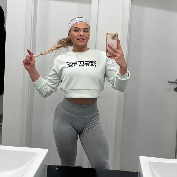 FOTO Ona je nova Miss turizma! Posvećena je fitnesu, završila je Medicinsku školu, a radi u vrtiću