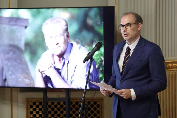 Zagreb: Održana komemoracija za filmskog redatelja Zrinka Ogrestu