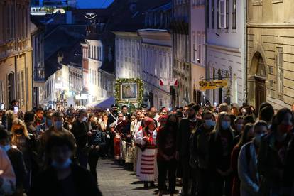 Procesija povodom blagdana zaštitnice Grada Zagreba Majke Božje od Kamenitih vrata