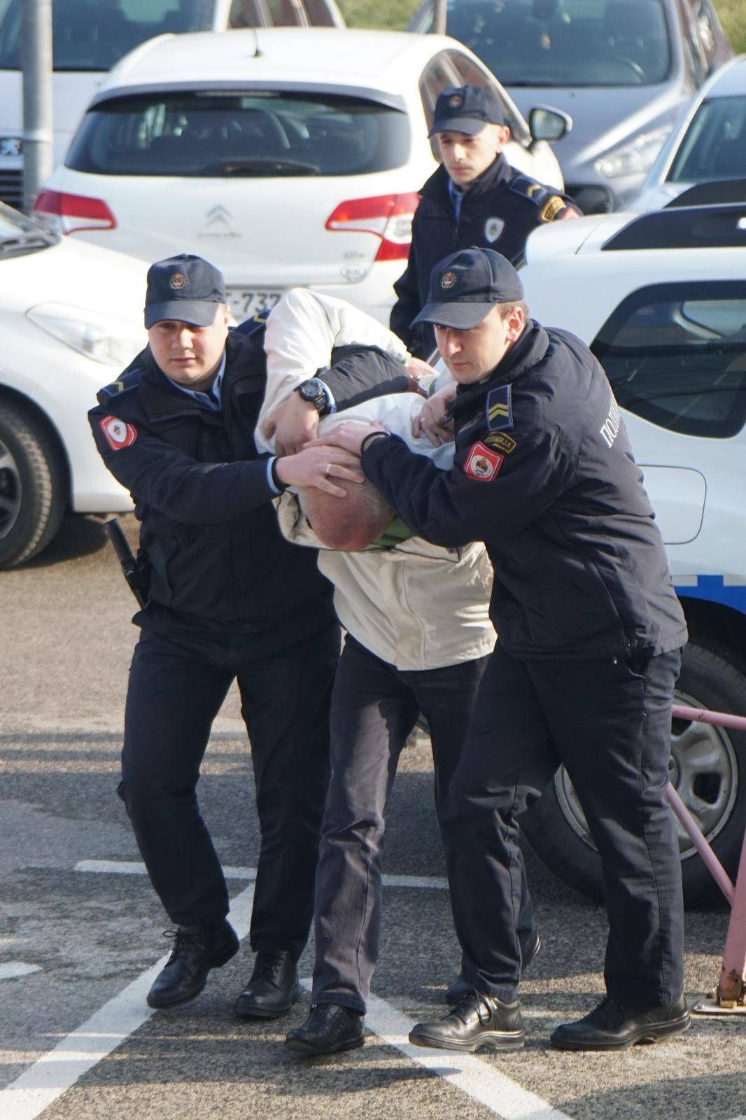 Banja Luka: Policija privela doktora zbog sumnje da je obljubio pacijenta