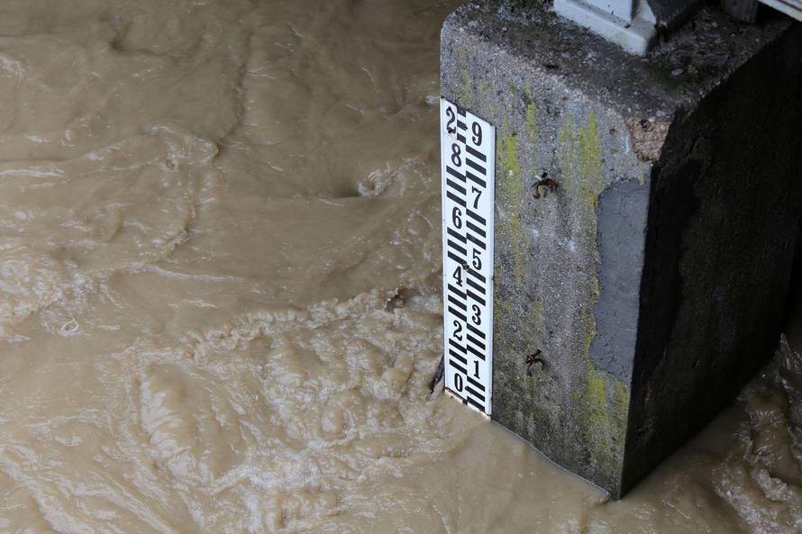 Na Jelenju zbog mogućih poplava pripravne sve službe