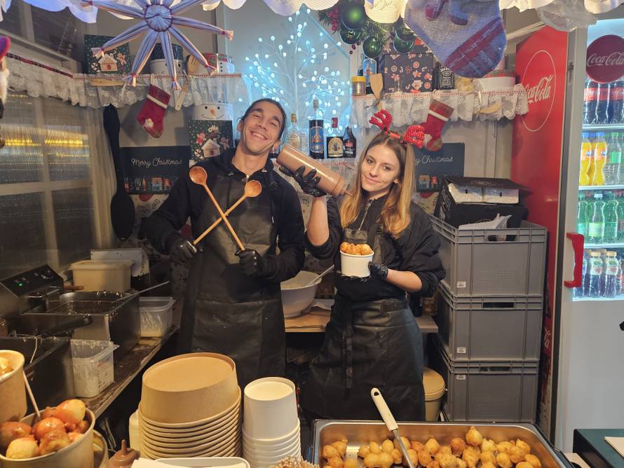 Veliki gastro vodič po Adventu u Zagrebu: Evo gdje pojesti dobre fritule i kobasice i za koji novac