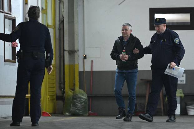 Zagreb: Privođenje uhićenih povezanih sa slučajem bolnice u Jankomiru