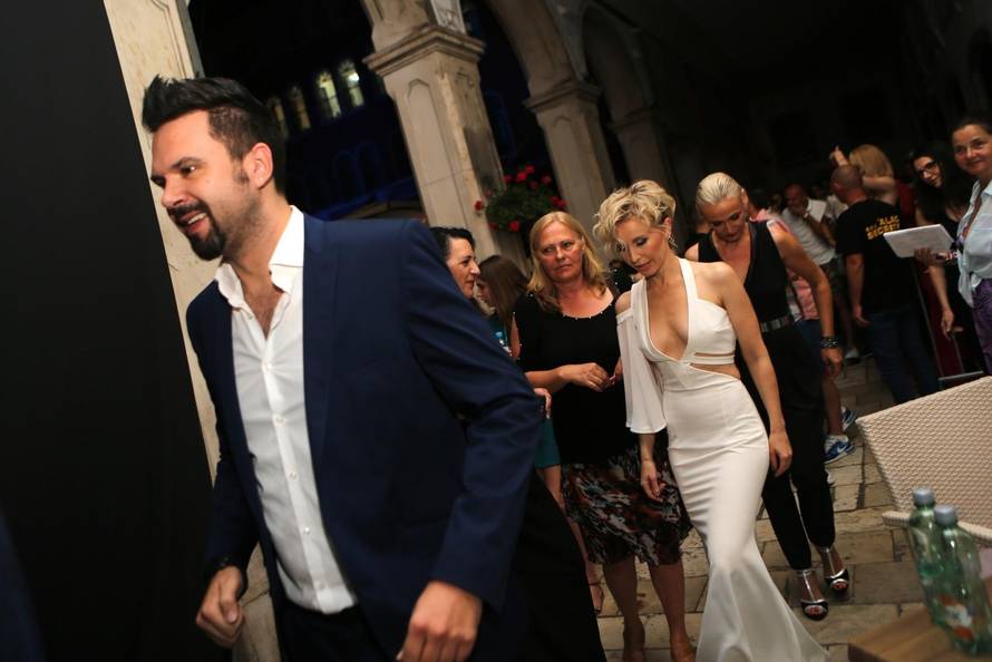 Danijela: Da me Grašo prevari, to bi onda bila i moja djevojka