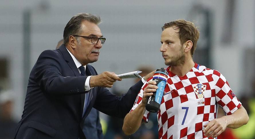 Croatia v Portugal - EURO 2016 - Round of 16