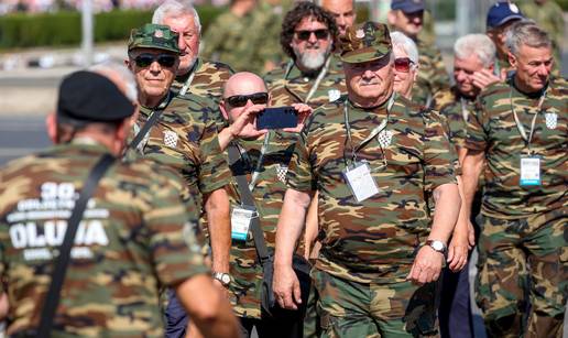 FOTO Okupljanje uzvanika uoči početka vojnog mimohoda u povodu 30. obljetnice VRO Oluja