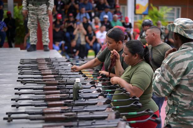 Venezuela holds drills to train citizens in weapon handling