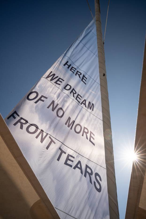 Art Explora brod u Rijeci privukao već 8000 posjetitelja