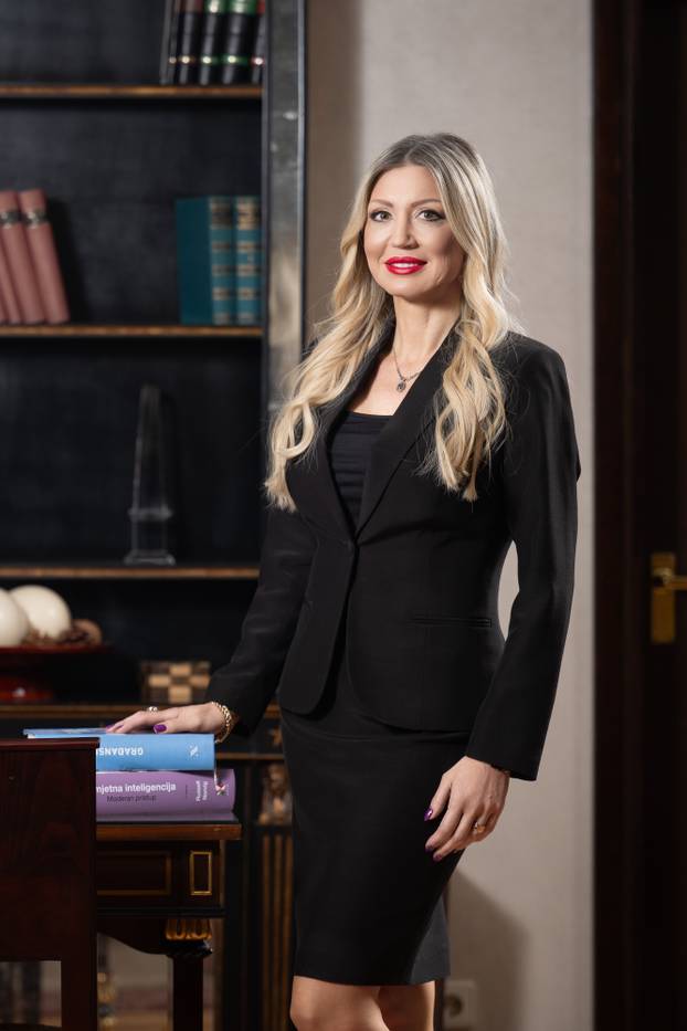 Zagreb: Sveučilišna profesorica, Blanka Mateša