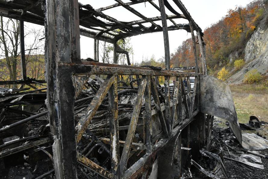 Zapalio se bus pun djece blizu Požege: 'Bili su jako uplašeni'