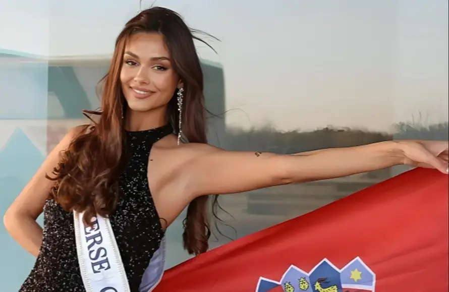 Tko je Laura Gnjatović, Miss Universe Hrvatske: Od odbojke i sestrinstva do krune i Tajlanda
