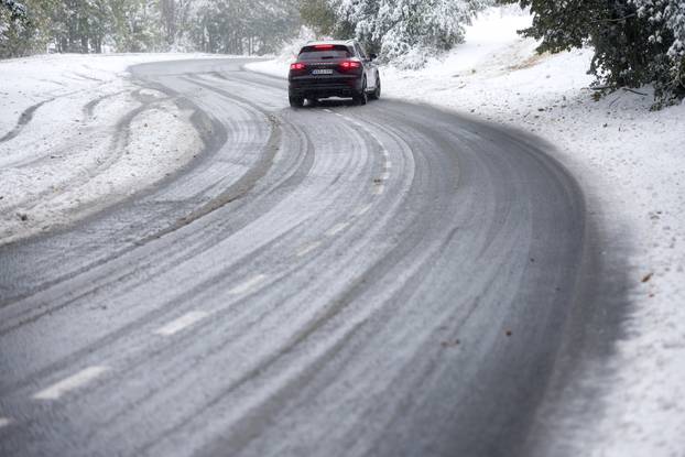 Prvi snijeg na planini Bjelašnici