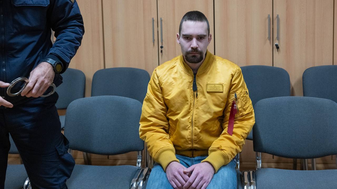 Dobio 25 godina jer je na smrt izbo mamu: 'Gotova je, riješio sam staru. Sve je tu krvavo'