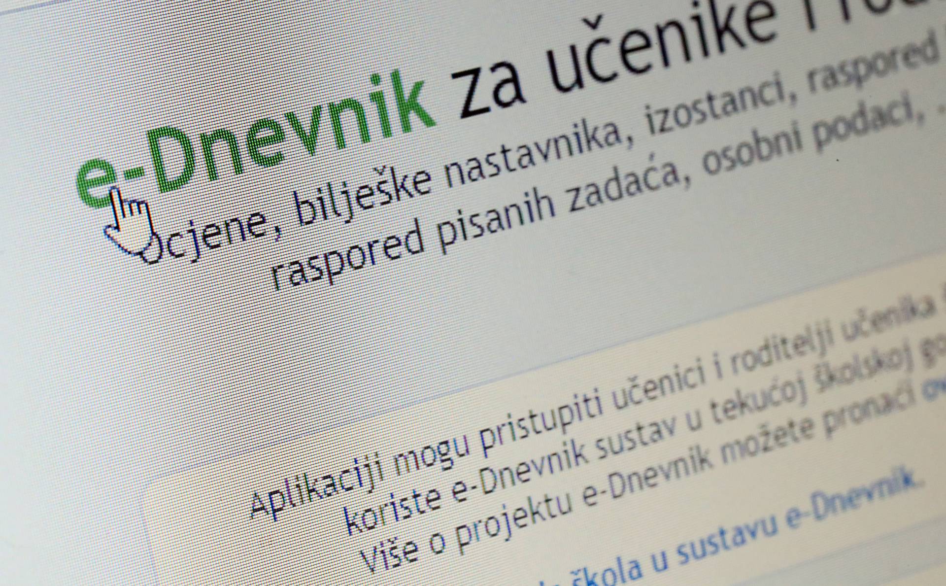 Galerija Slika Dan Prije Kraja Skole E Dnevnik Bio Je Nedostupan Pao Sustav 24sata