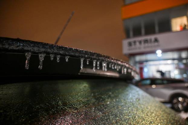 Zagreb: Pada ledena kiša