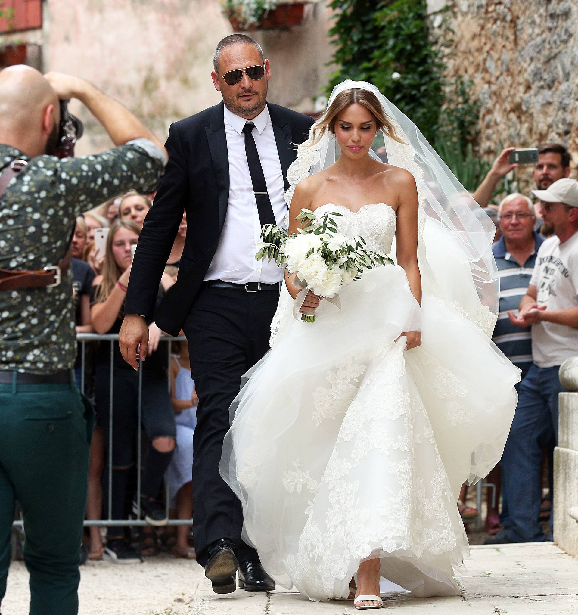 Bajkovito vjenčanje u Istri: Franka i Vedran rekli su 'da'