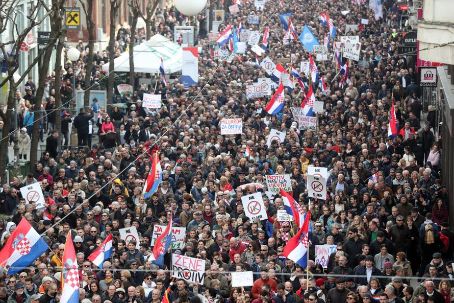 Protivnici Istanbulske: Nemojte se praviti da nas sada ne čujete