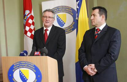 Vukelić: Ne želimo da BiH čeka na NATO sedam god.