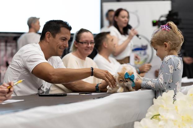 FOTO Velika izložba mačaka u Zagrebu: Predstavljene i jedinstvene modne kreacije