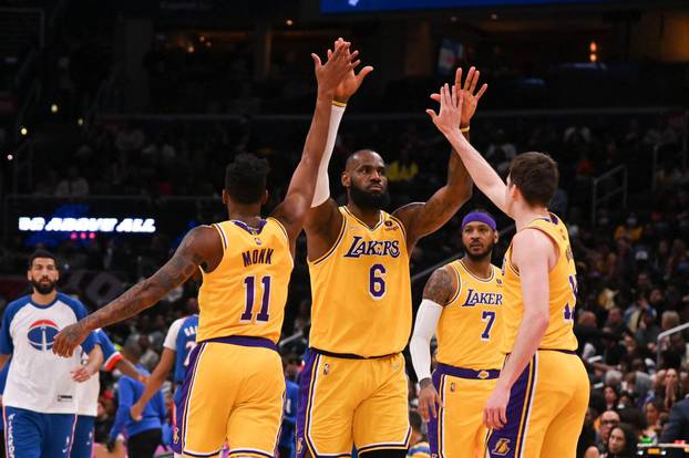 NBA: Los Angeles Lakers at Washington Wizards
