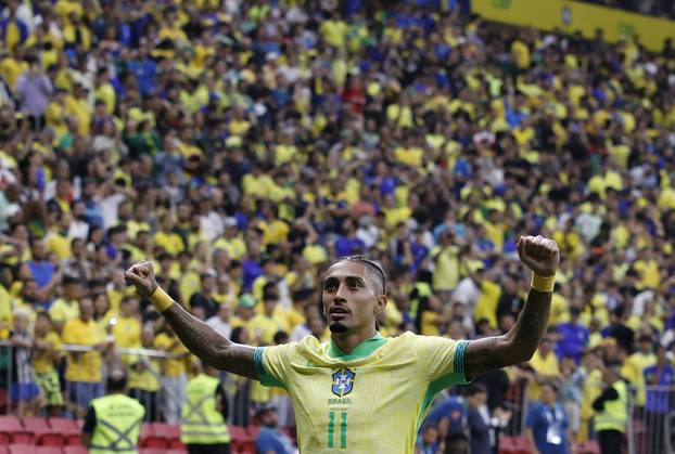 World Cup - South American Qualifiers - Brazil v Peru