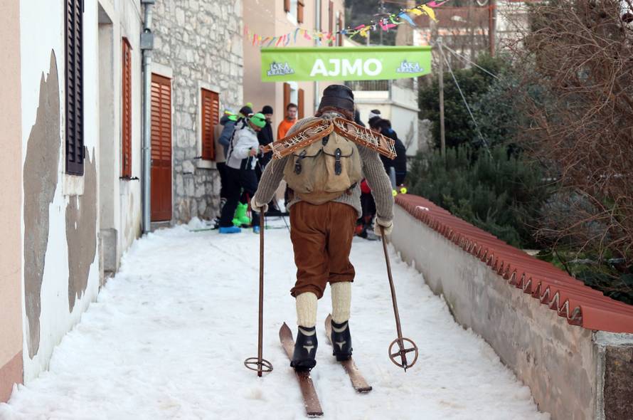 Skijaški spektakl uz more: Iška kraljica privukla je stotine ljudi