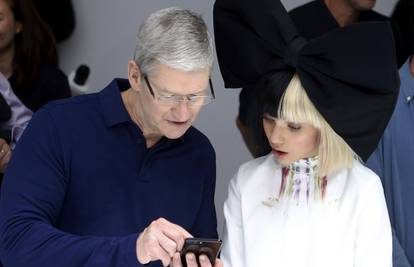 Pala prodaja iPhonea, jer svi čekaju novu zvijezdu iz Applea