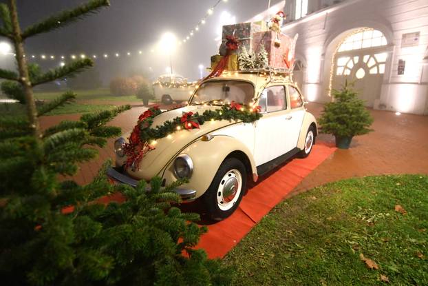 Vozila puna plišanih medvjedića apsolutni su hit adventa u Virovitici