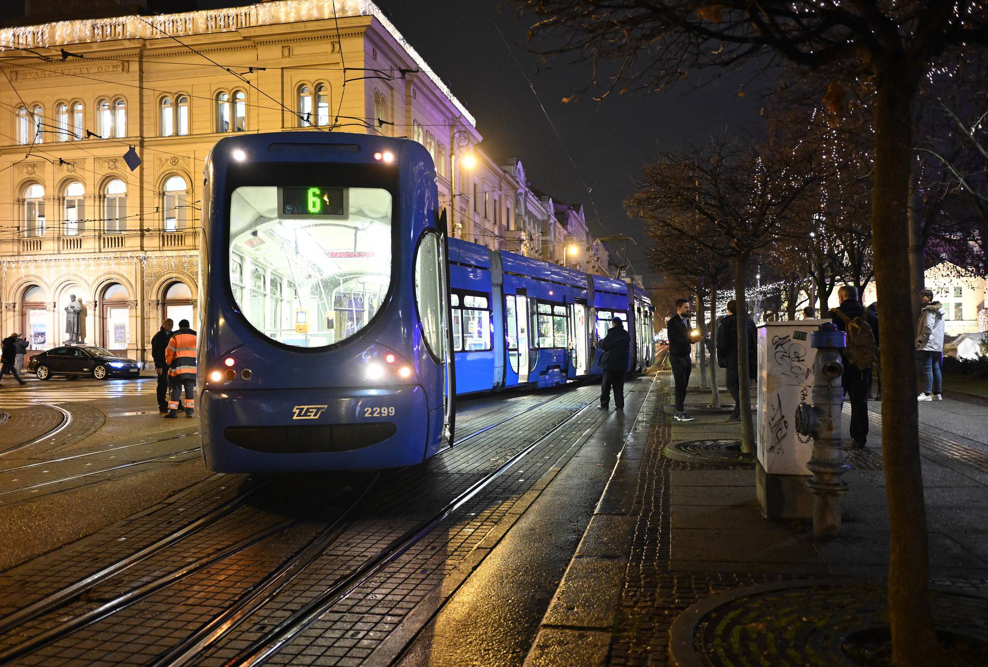 Zagreb: Zet-ova "šestica" iskočila iz tračnica kod Trga kralja Tomislava