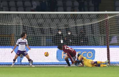 VIDEO Sjajni Brekalo poigrao se s Fiorentinom: Utrpao je dva gola u samo osam minuta...