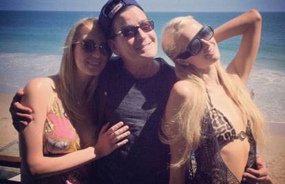 Trio iz snova: Sheen tulumari s pornozvijezdom i Paris Hilton