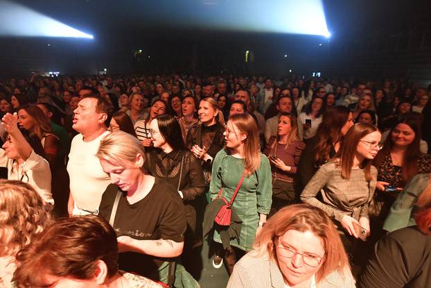 Varaždin: Sergej Ćetković održao koncert povodom Dana žena