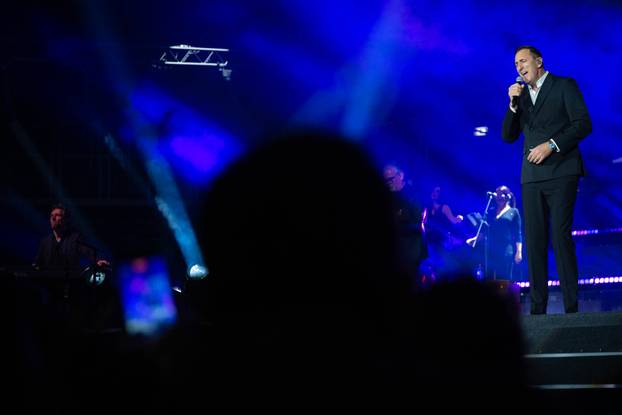 Zagreb: Koncert Sergeja Ćetkovića u Areni Zagreb