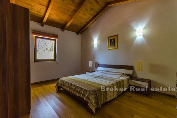 Sami na otoku blizu Kornata: Imanje s kamenom kućom se prodaje za 3,5 milijuna eura...